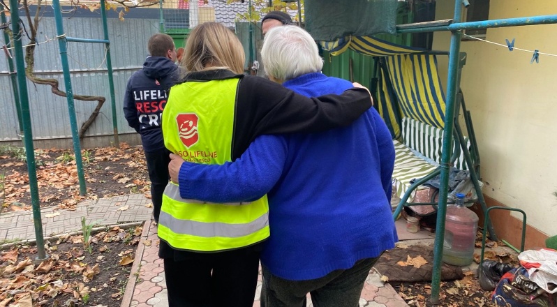 Mission Lifeline Mitarbeiterin in der Ukraine 